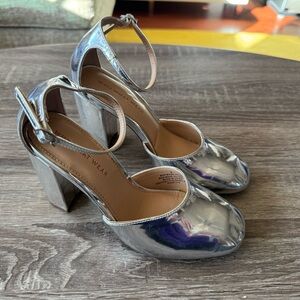 Who What Wear Silver Heels Size 6